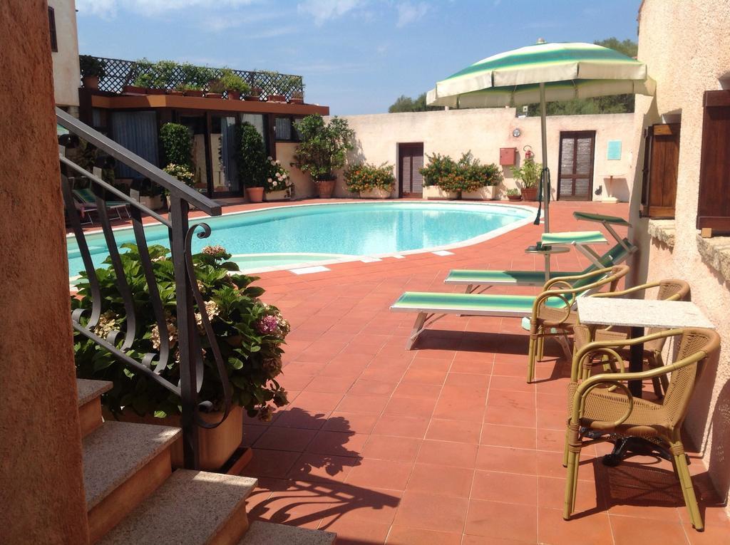 Hotel Villa Gemella Baja Sardinia Zewnętrze zdjęcie